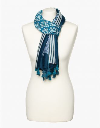 Foulard bleu imprimé