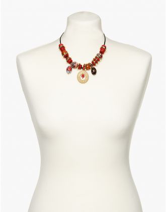 Collier rouge fantaisie